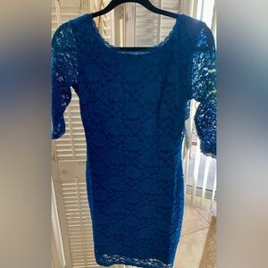 BRAND NEW ‘LAUNDRY’ Lace Dress Size 4P